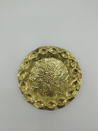 Handmade Brass Hindu Laxmi Pooja Thali ,Plate ,Brass Thali,Yantra Vastu Feng Sui for Good Luck Religious Gifts - 6 inches Diameter ST012