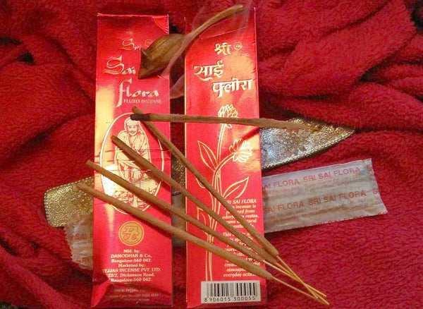 Damodar Sri Sai Flora Agarbatti (25 g, Red) - Pack of 10 SU019